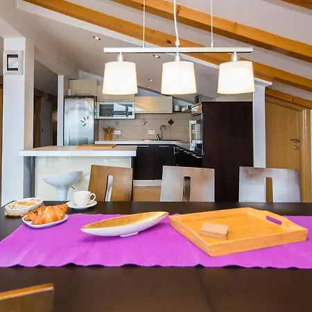 Appartement Marty Penthouse Novi Vinodolski