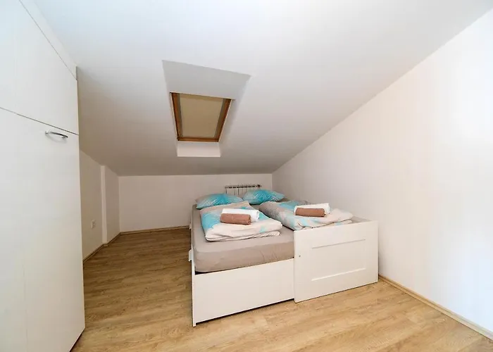 Marty Penthouse Lägenhet *